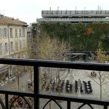 En Plein Centre D'avignon Apartment *