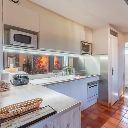 Apartment En Plein Centre D'avignon *